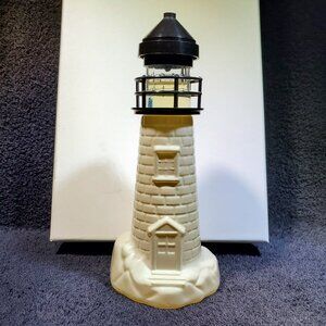VINTAGE OLD SPICE AFTER SHAVE LIGHTHOUSE DECANTER, SHULTON INC., CLIFTON NJ USA